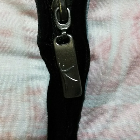 Jacket - Picture 5 of 6